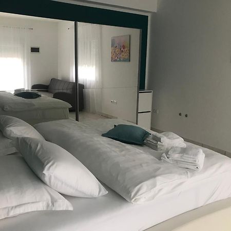 Apartments Villa Lili 우마그 외부 사진