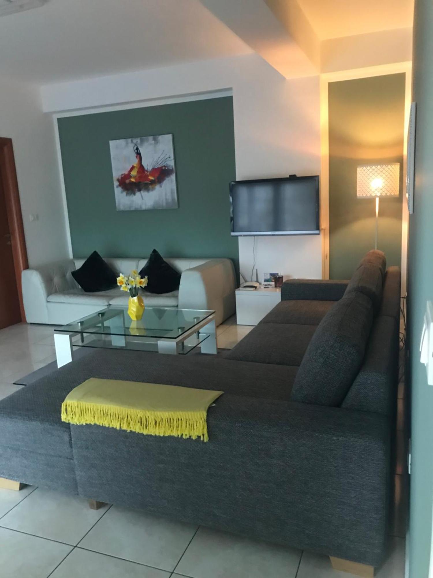 Apartments Villa Lili 우마그 외부 사진