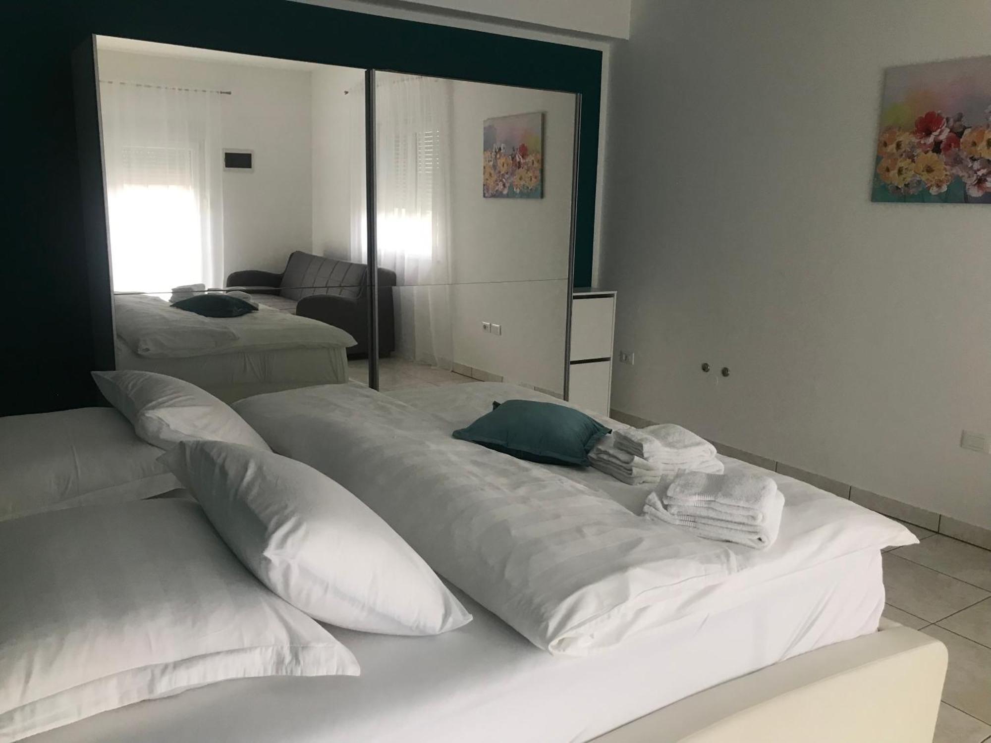 Apartments Villa Lili 우마그 외부 사진