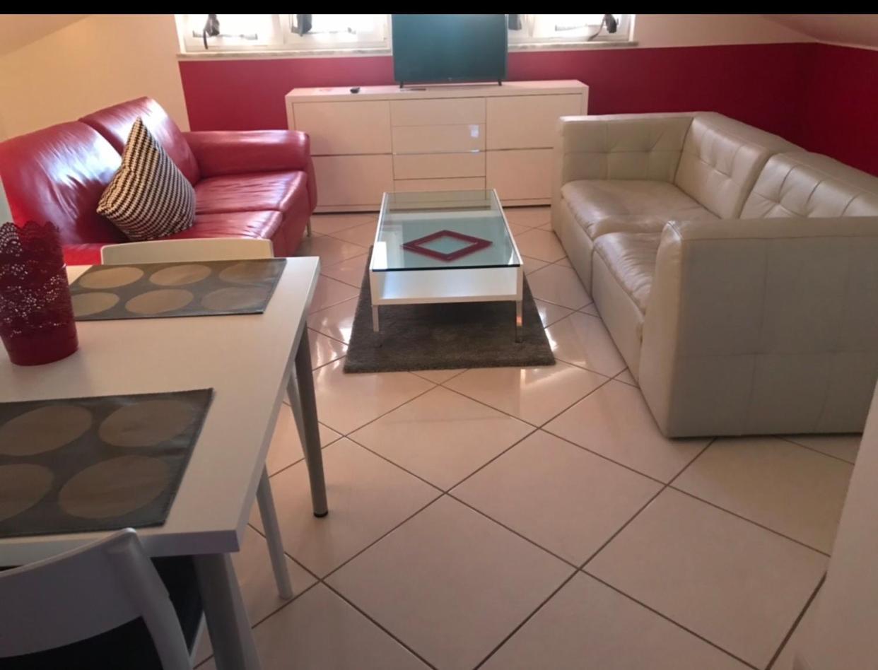 Apartments Villa Lili 우마그 외부 사진
